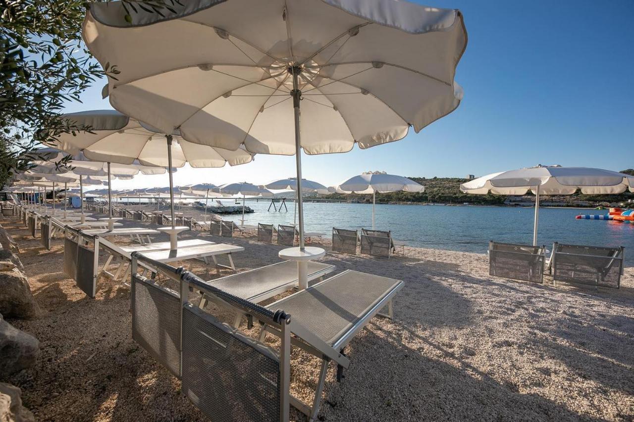 Olives Garden Lägenhet Trogir Exteriör bild