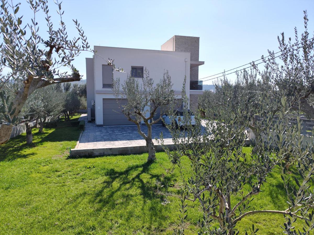 Olives Garden Lägenhet Trogir Exteriör bild